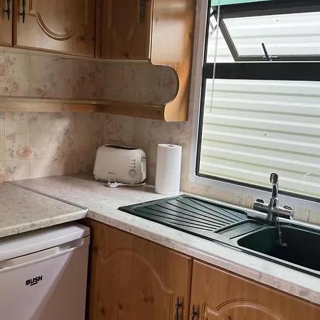 Helove Karoliny Lodge Hel