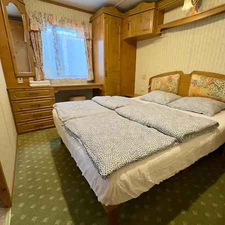 Helove Karoliny Lodge *