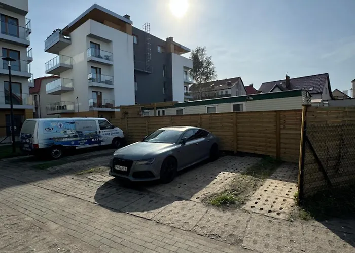 Helove Karoliny * Hel