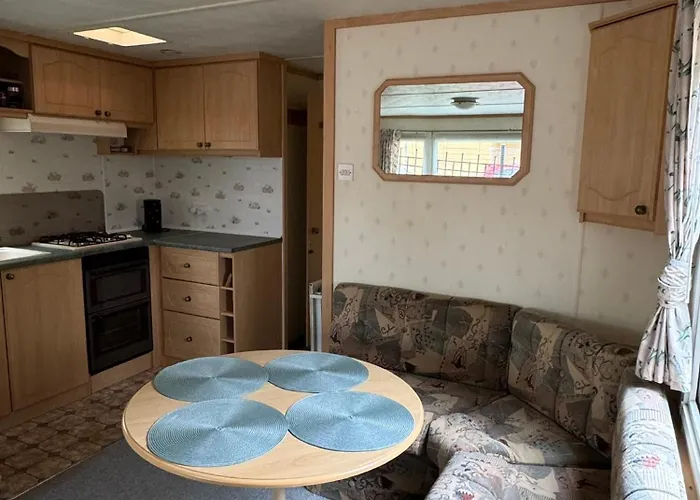 Helove Karoliny Lodge Hel