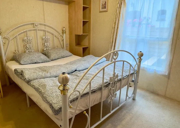 Helove Karoliny Lodge Hel